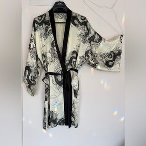Luxury Kimono Robe Italian 100%Silk• Dragon Print • Black & Ivory • Travel Pouch